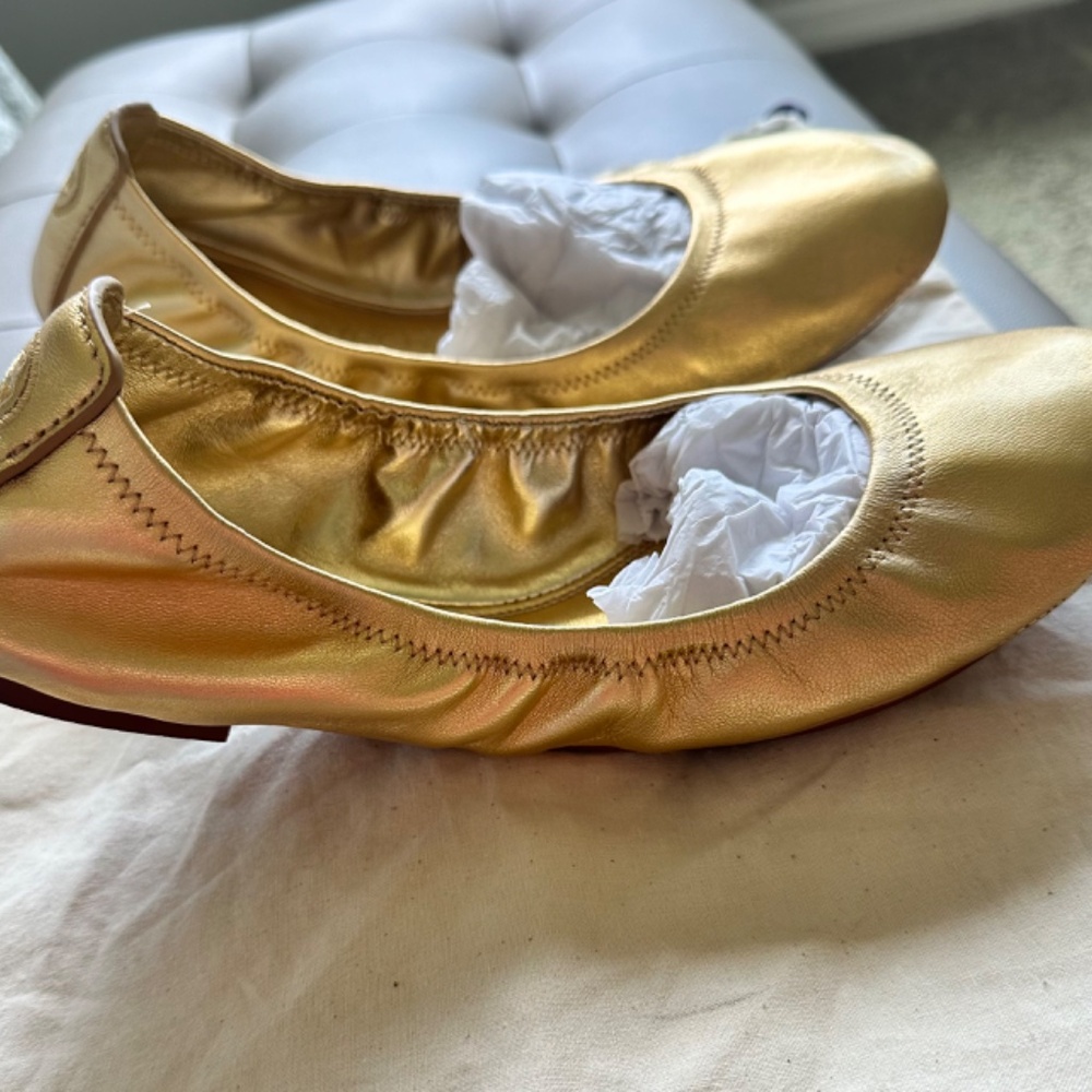 Tory Burch - Eddie Metallic Ballet Flat - Picture 14 of 15